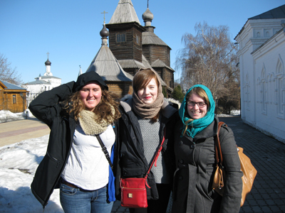 Ребекка Рул и американские студентки по проекту «Альтернативные каникулы» совершают паломничество по святым местам г. Мурома